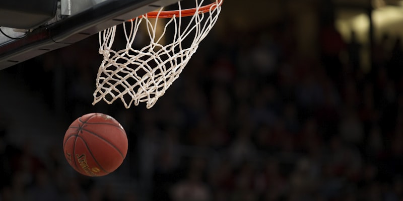 2026年NBA及国际篮球赛事精彩图片，篮球运动员扣篮瞬间